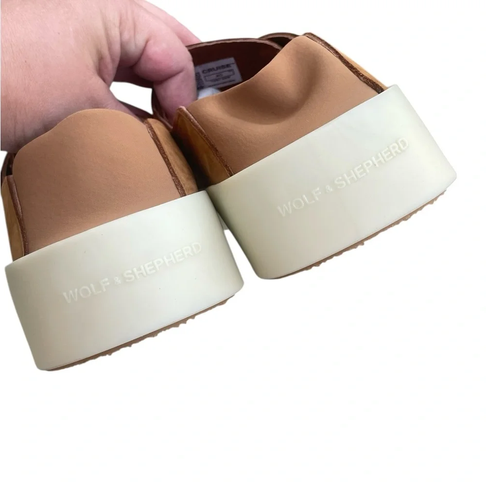 Wolf & Shepherd Cruise Ace Sneaker, Sandstorm/Vanilla,‎ Size 9, NIB